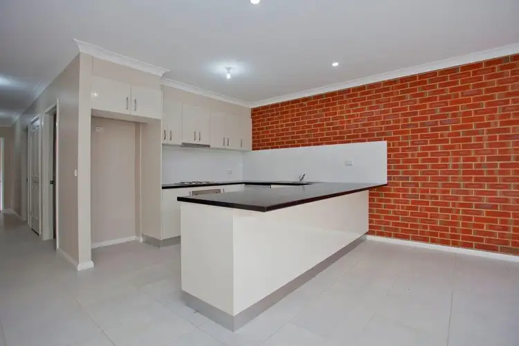 Third view of Homely townhouse listing, 1/9 Akuna Avenue, Tallangatta VIC 3700