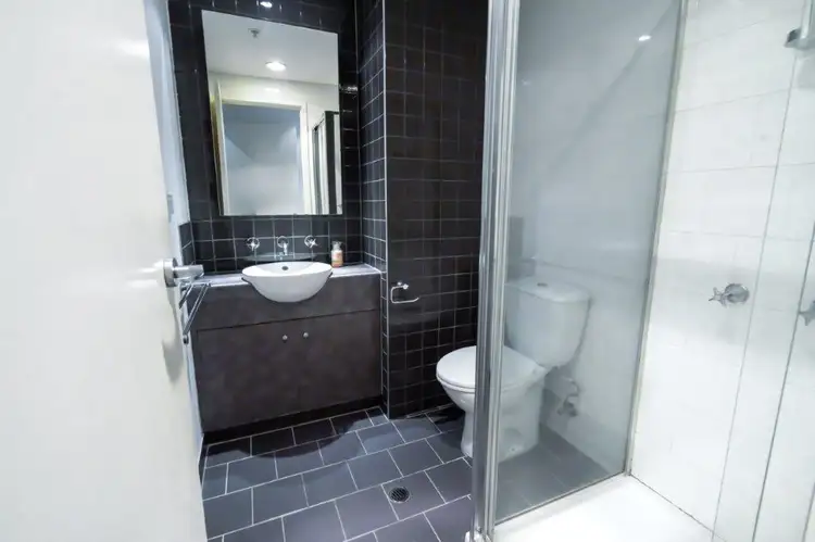 Fourth view of Homely apartment listing, 4/87-89 Denmark Street, Kew VIC 3101