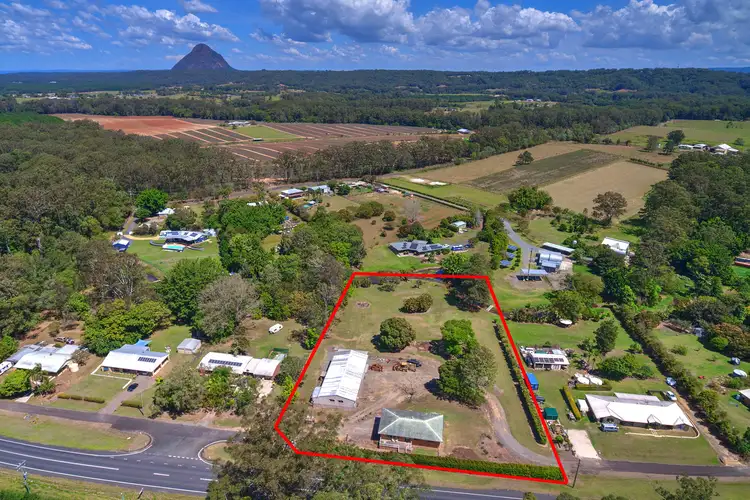 467 Peachester Road, Beerwah QLD 4519