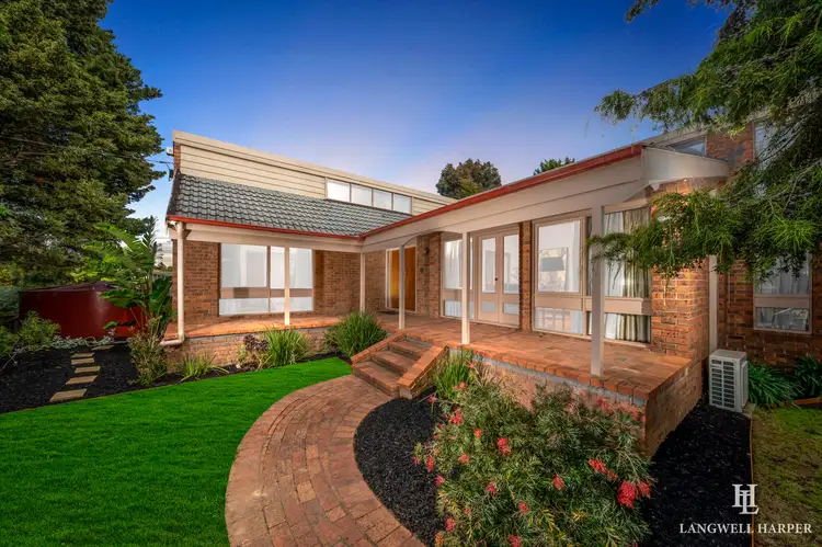 8 Wandeen Street, Balwyn North VIC 3104