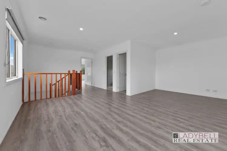 Fifth view of Homely house listing, 18 Egan Close, Werribee VIC 3030