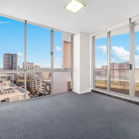 1206/87 Shoreline Drive