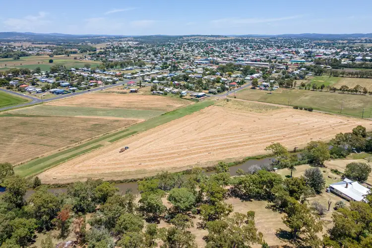 130 East Street, Warwick QLD 4370