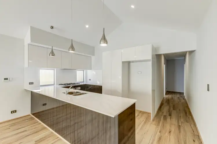 Sixth view of Homely house listing, 8 Elmton Court, Duncraig WA 6023