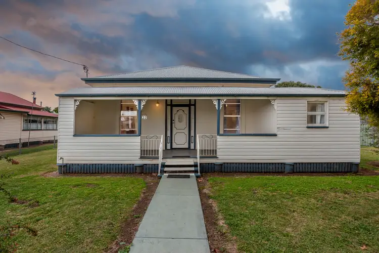 22 Drayton Street, Allora QLD 4362