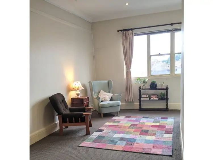 1 111-115 Canterbury Rd