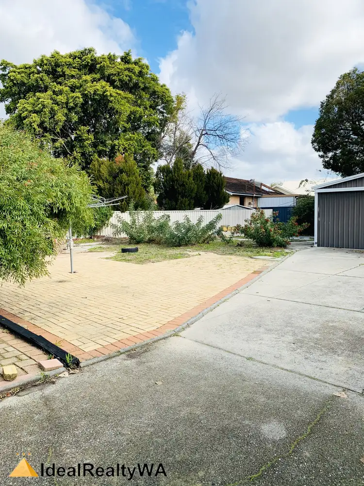 Fourth view of Homely house listing, 19 Thornlie Avenue, Thornlie WA 6108