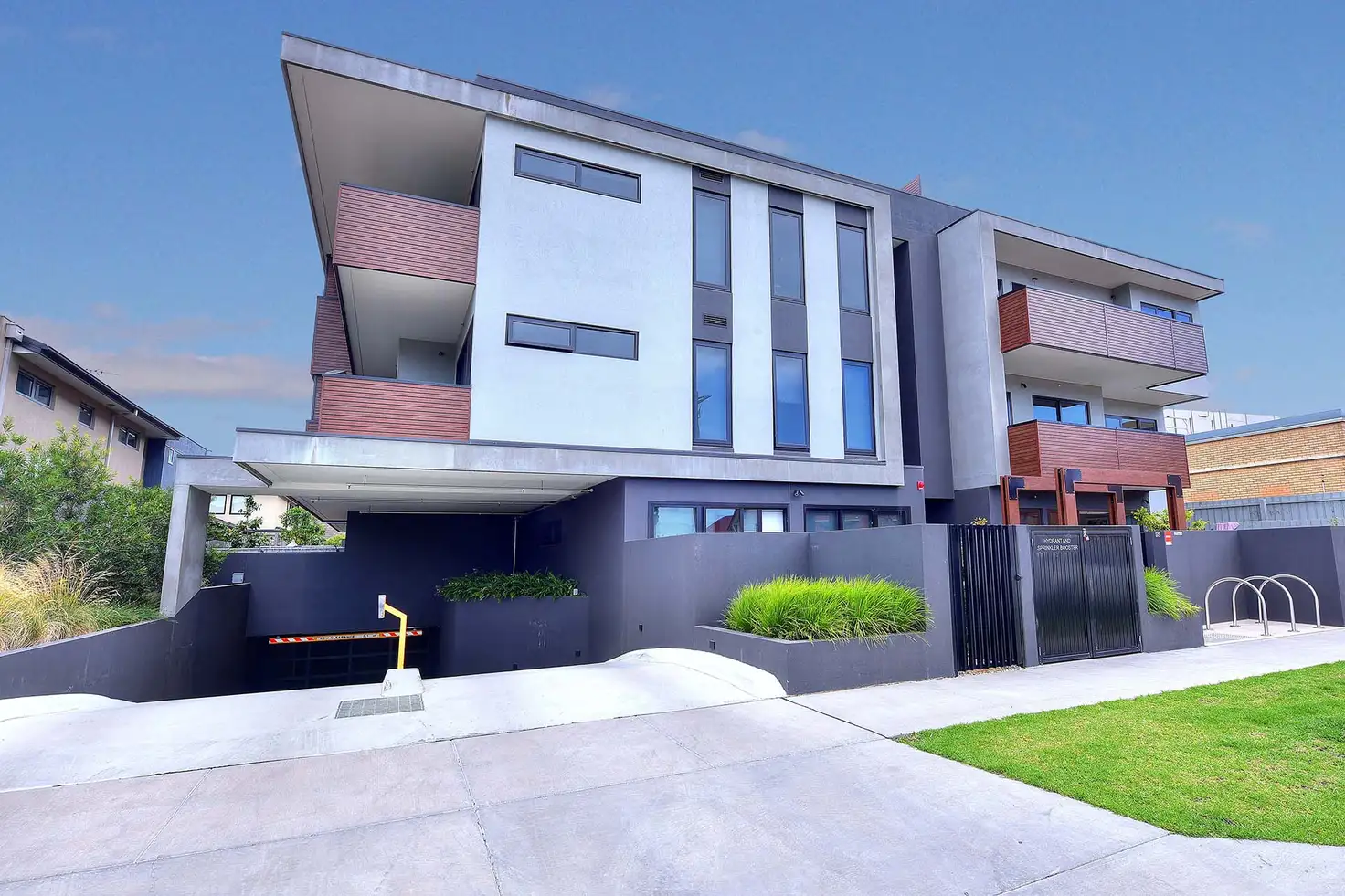 Main view of Homely apartment listing, 15 Maude Street, Cheltenham VIC 3192