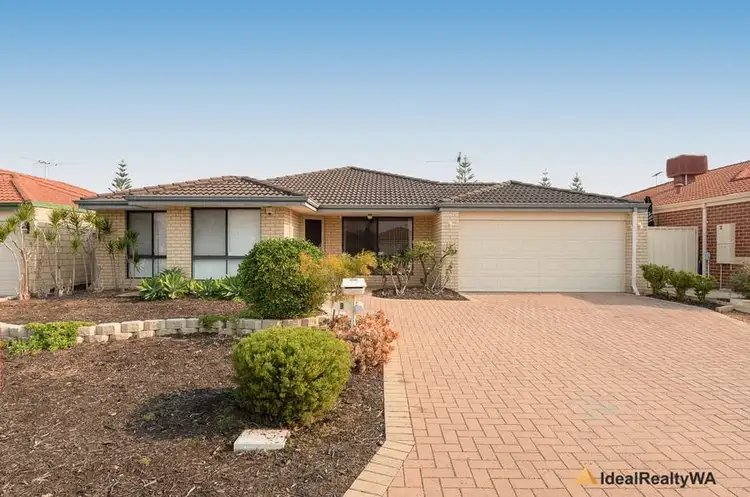 8 Montezuma Loop, Canning Vale WA 6155