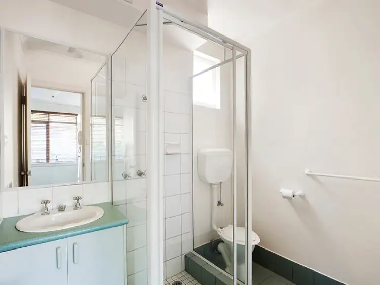 Fourth view of Homely apartment listing, 5/14 Yarraford Ave Alphington, Fairfield VIC 3078