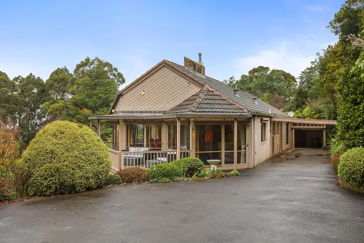 14 Thomson Avenue, Olinda VIC 3788