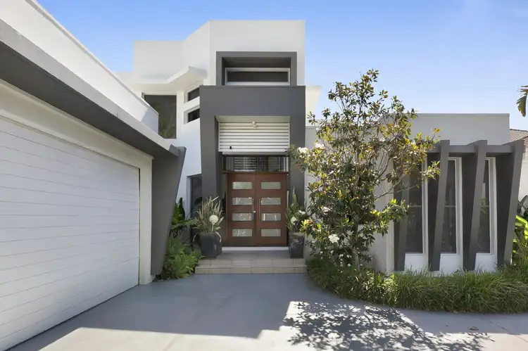842 Legend Trail, Robina QLD 4226