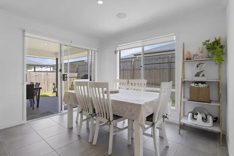 Fifth view of Homely house listing, 8 Pisa Court, Waterford West QLD 4133