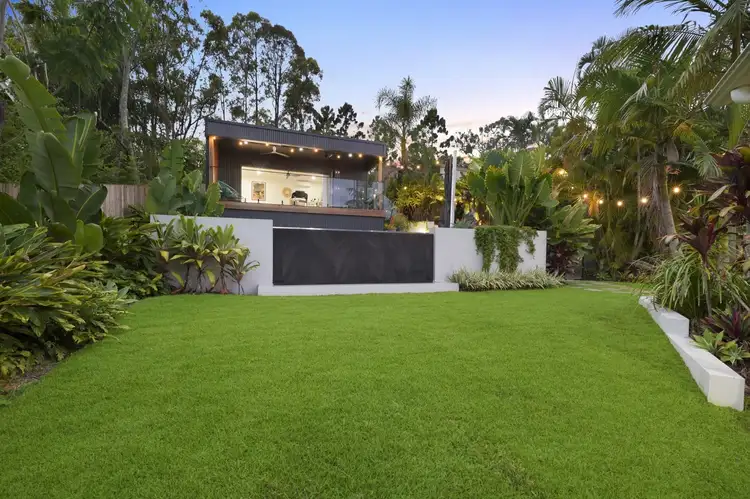 20 Broadview Place, Robina QLD 4226