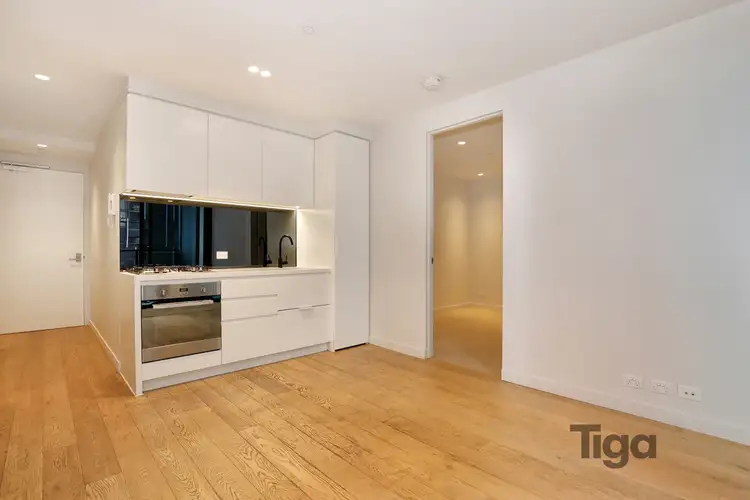 1901/422 Elizabeth Street