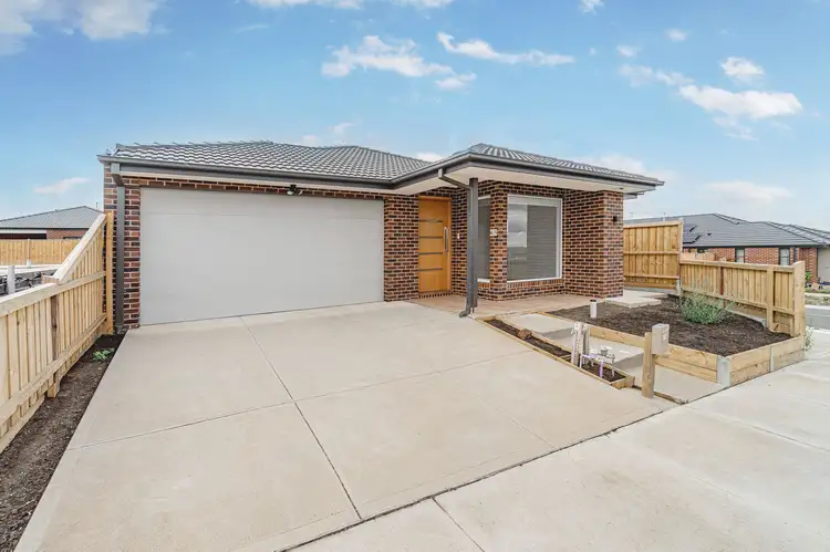 18 Sparrowhawk Drive, Beveridge VIC 3753