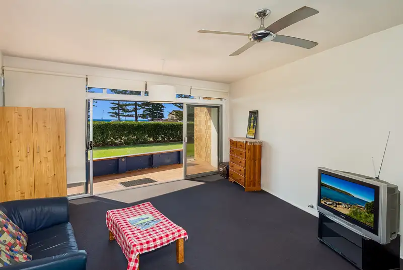 Main view of Homely house listing, 2/403 Barrenjoey Road, Newport NSW 2106
