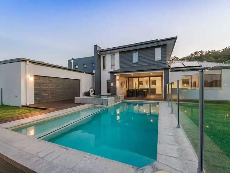 8 Sormano Street, Reedy Creek QLD 4227