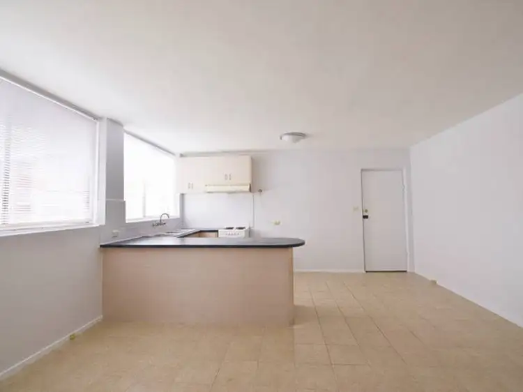 Fourth view of Homely unit listing, 33/12 Percy Street, St Albans VIC 3021