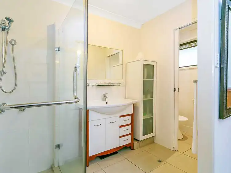 Seventh view of Homely house listing, 5 Barberry Ct, Palm Beach QLD 4221