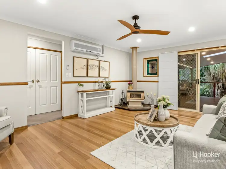 Sixth view of Homely house listing, 8 Gungurru Crescent, Kuraby QLD 4112