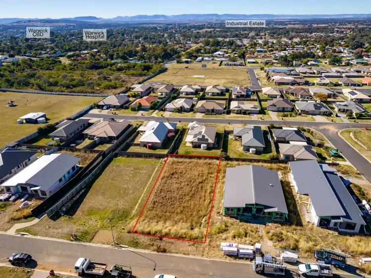 30 Chant Drive, Rosenthal Heights QLD 4370