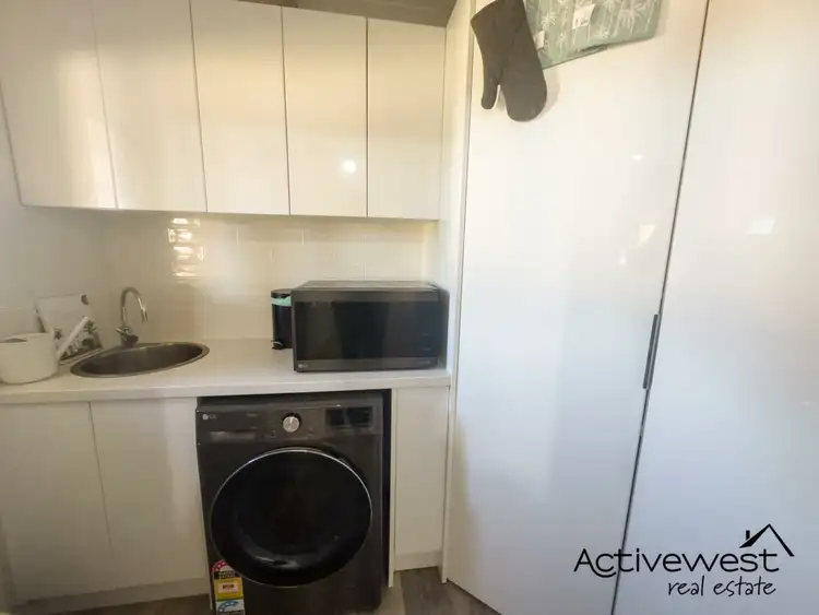 Sixth view of Homely house listing, 5 Lowan Court, Waggrakine WA 6530