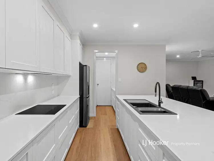 Fifth view of Homely house listing, 19 William Close, Park Ridge QLD 4125