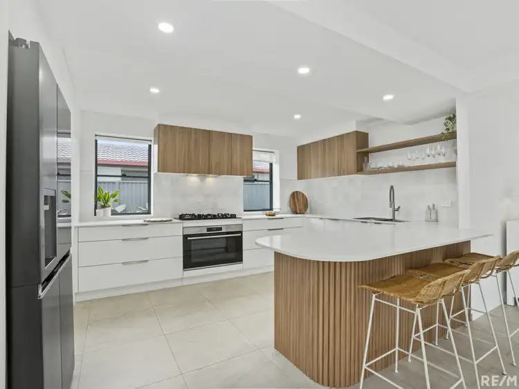 18 Collier Avenue, Biggera Waters QLD 4216