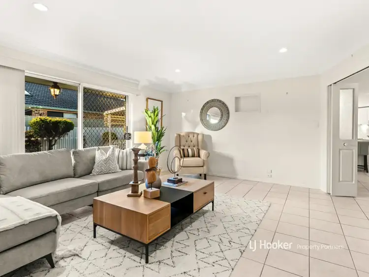 Sixth view of Homely house listing, 3 Highgreen Close, Kuraby QLD 4112