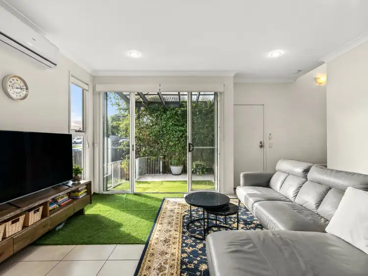 Fifth view of Homely townhouse listing, 3/7 Coyne Street, Sherwood QLD 4075