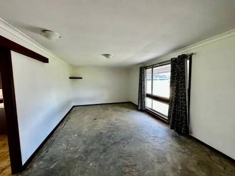 Second view of Homely house listing, 4 Cairncross Steet, Beresford WA 6530