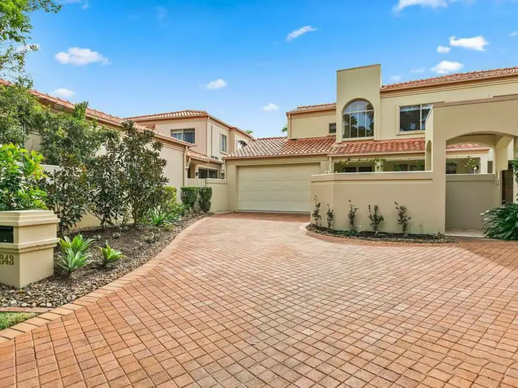 61 Noosa Springs Dr