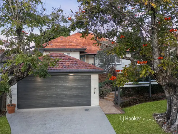 Main view of Homely house listing, 18 Weal Avenue, Tarragindi QLD 4121