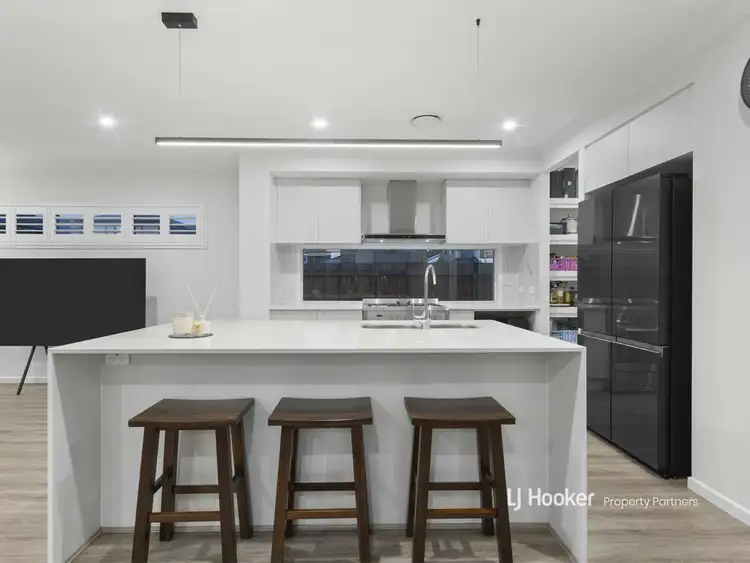 Second view of Homely house listing, 8 Bassin Street, Pallara QLD 4110