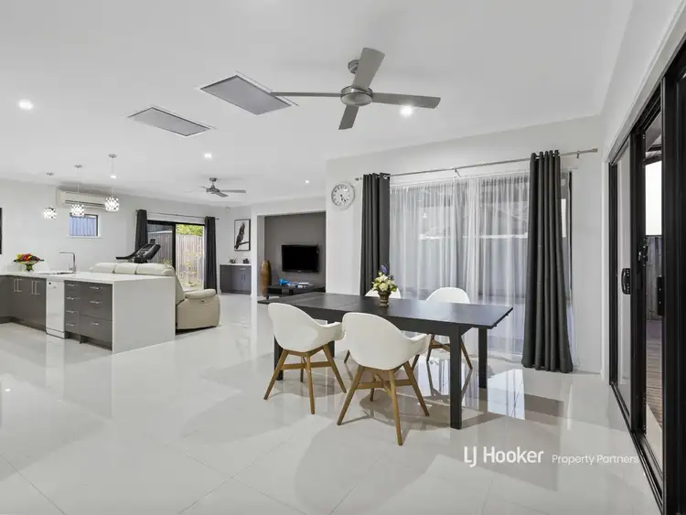 Second view of Homely house listing, 48 Juniper Circuit, Stretton QLD 4116