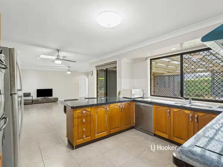 Third view of Homely house listing, 4 Nanga Place, Eight Mile Plains QLD 4113