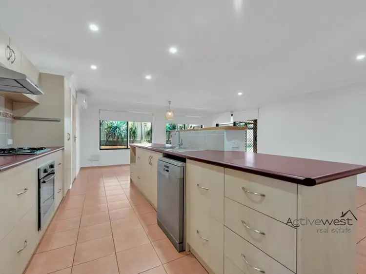Fifth view of Homely house listing, 2 Hillview Drive, Drummond Cove WA 6532
