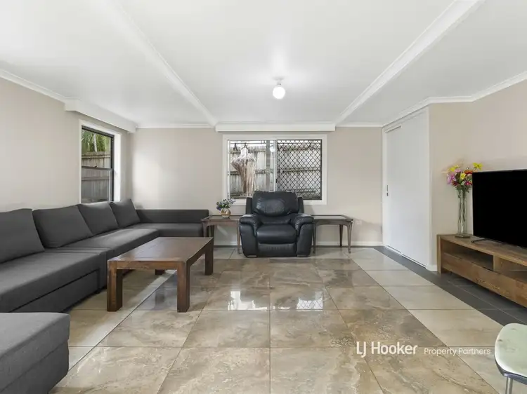 Third view of Homely house listing, 35 Enford Street, Hillcrest QLD 4118