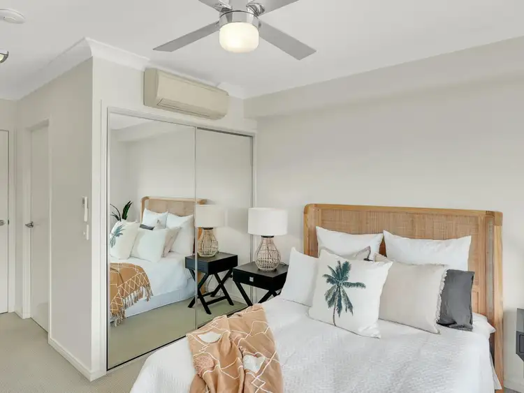 Fifth view of Homely unit listing, Unit 302/240 Buchan street, Westcourt QLD 4870