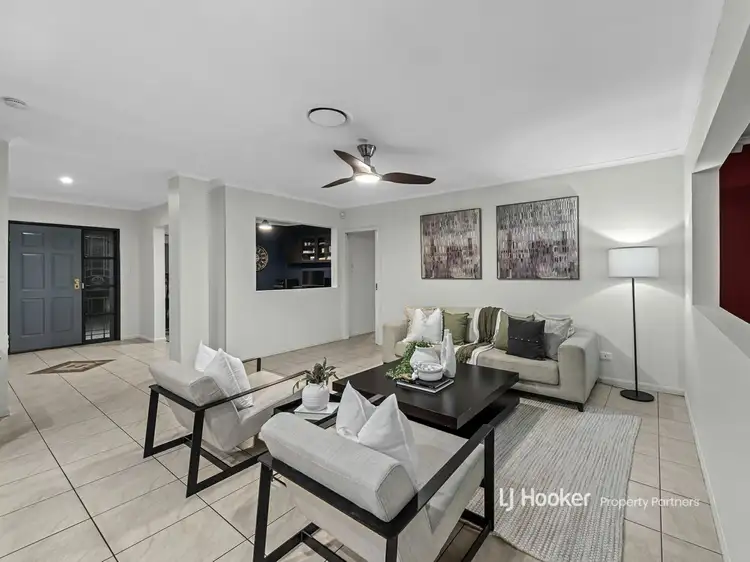 Fifth view of Homely house listing, 25 Berkshire Crescent, Wishart QLD 4122