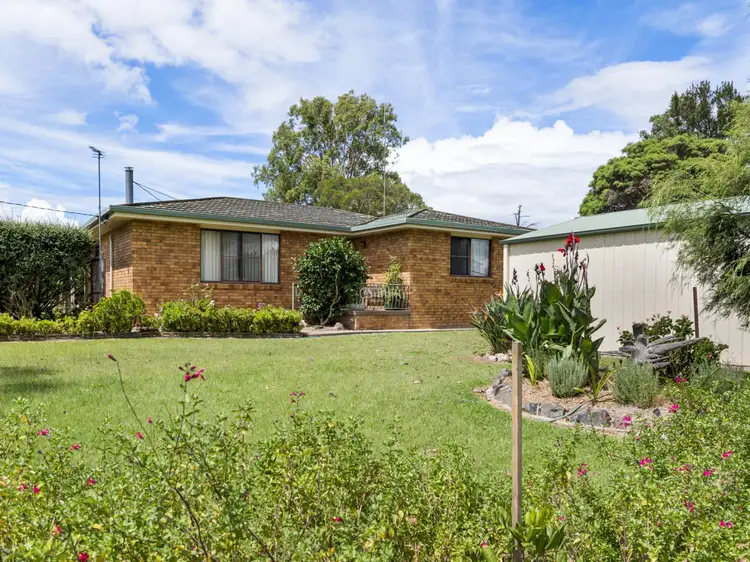 18 Briggs Street, Warwick QLD 4370