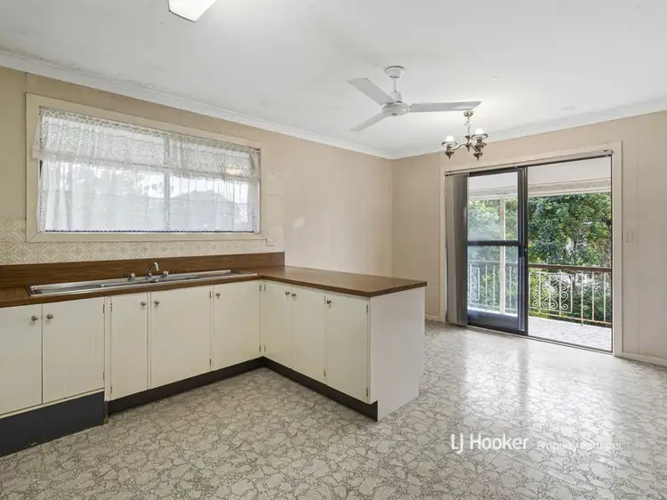 Fourth view of Homely house listing, 2 Craigview Street, Macgregor QLD 4109