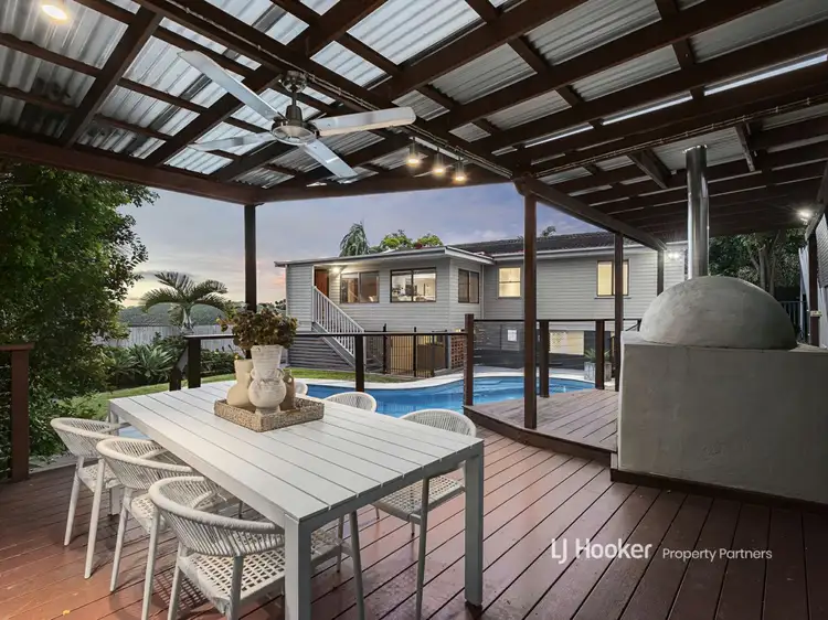 Second view of Homely house listing, 26 Pareena Crescent, Mansfield QLD 4122