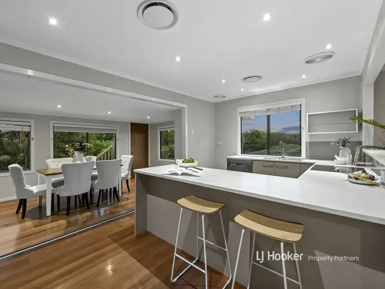 Fifth view of Homely house listing, 26 Pareena Crescent, Mansfield QLD 4122