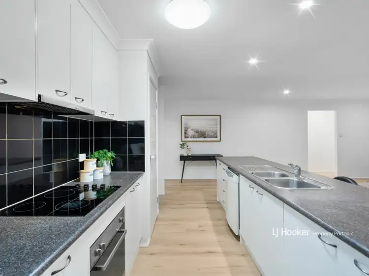 Fourth view of Homely house listing, 3 Kinchega Circuit, Parkinson QLD 4115