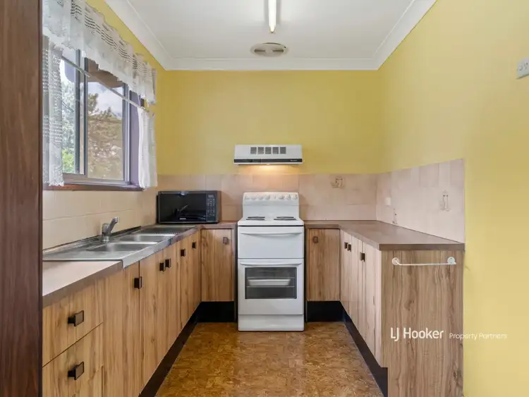 Fifth view of Homely house listing, 10 Southampton Road, Ellen Grove QLD 4078