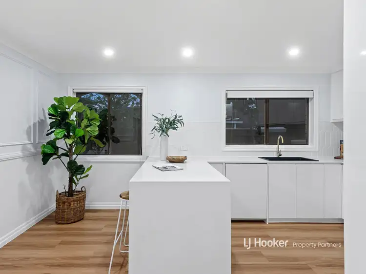 Sixth view of Homely house listing, 28 Buttercup Street, Mansfield QLD 4122