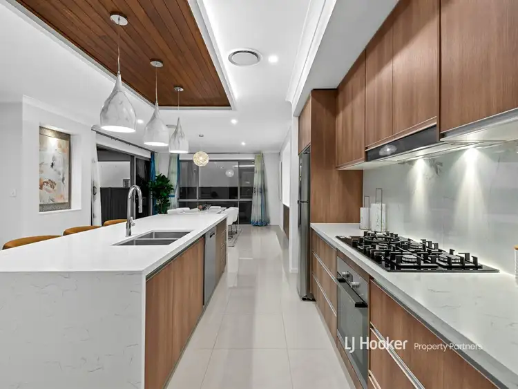 Fifth view of Homely house listing, 28 Caribbea Street, Kuraby QLD 4112