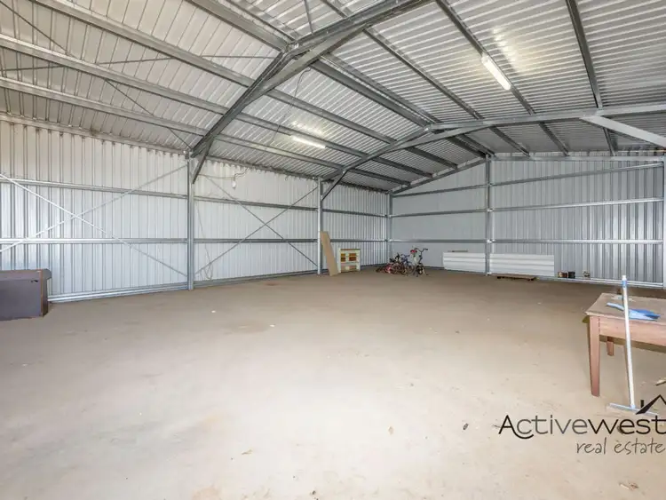 Fifth view of Homely house listing, 10 Amar Court, Waggrakine WA 6530